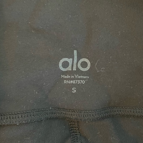 Alo Yoga High Waisted Biker Shorts - Picture 2 of 2